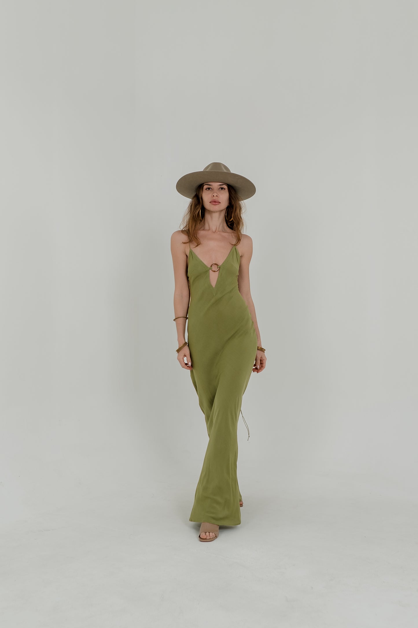 Olive Raya Maxi Dress – Open Back with Ring Detail