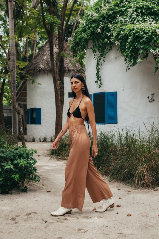 Women beige trousers/pants