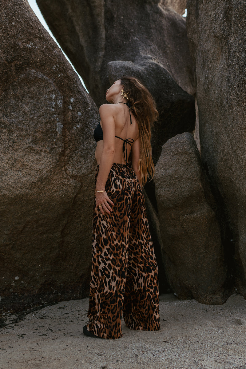 Women leo print palazzo pants