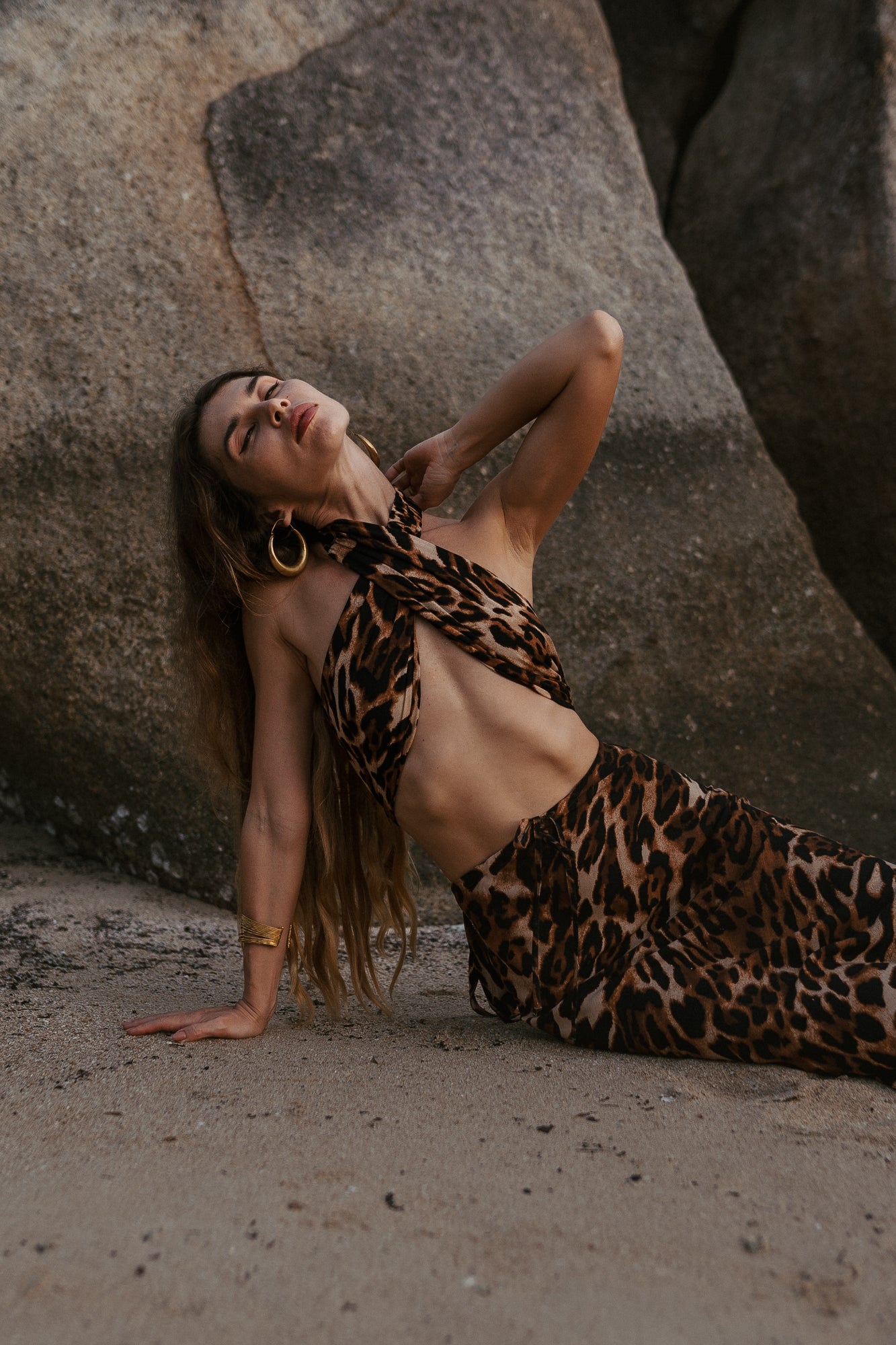 Women leo print skirt