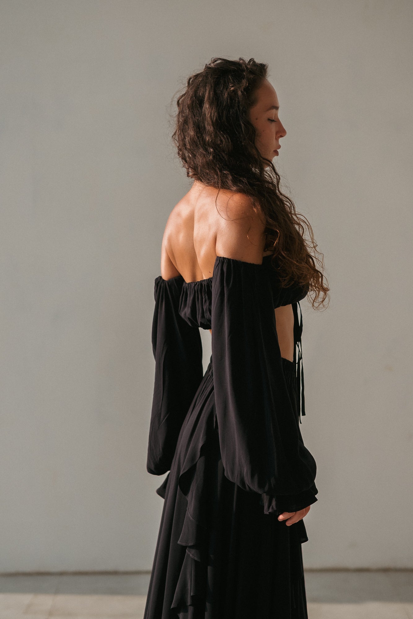 Luna Off-Shoulder Top – Noir