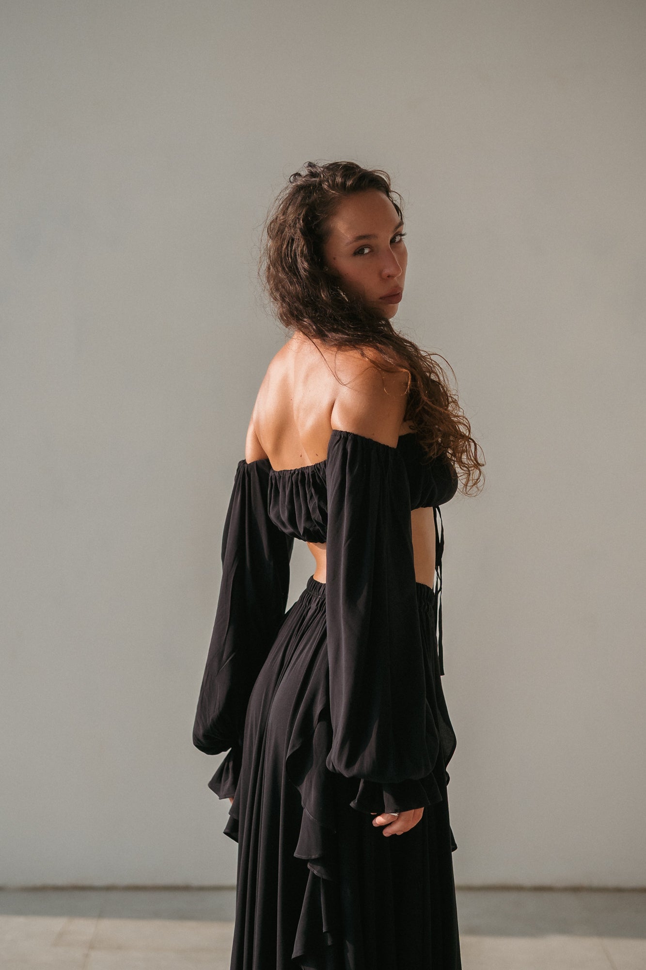 Luna Off-Shoulder Top – Noir