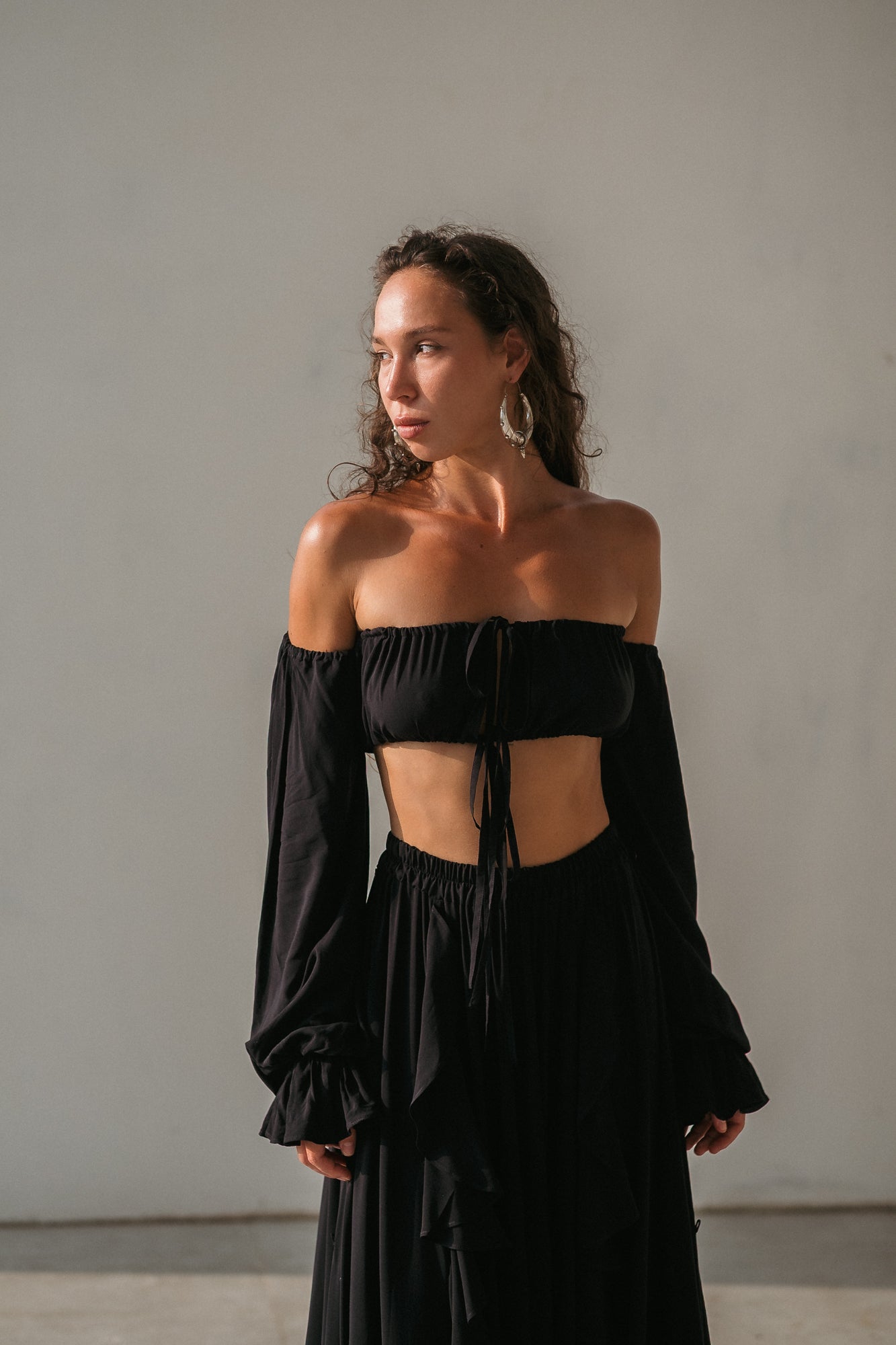 Luna Off-Shoulder Top – Noir