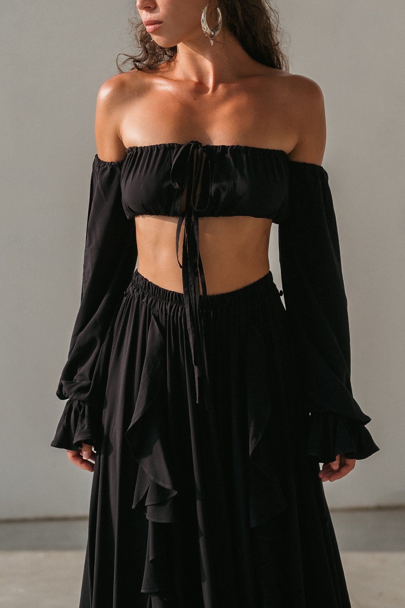 Luna Off-Shoulder Top – Noir