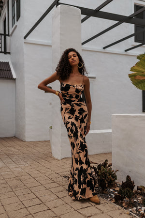 Ameli orange flower dress