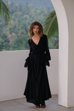 Eira Wrap Dress – Noir