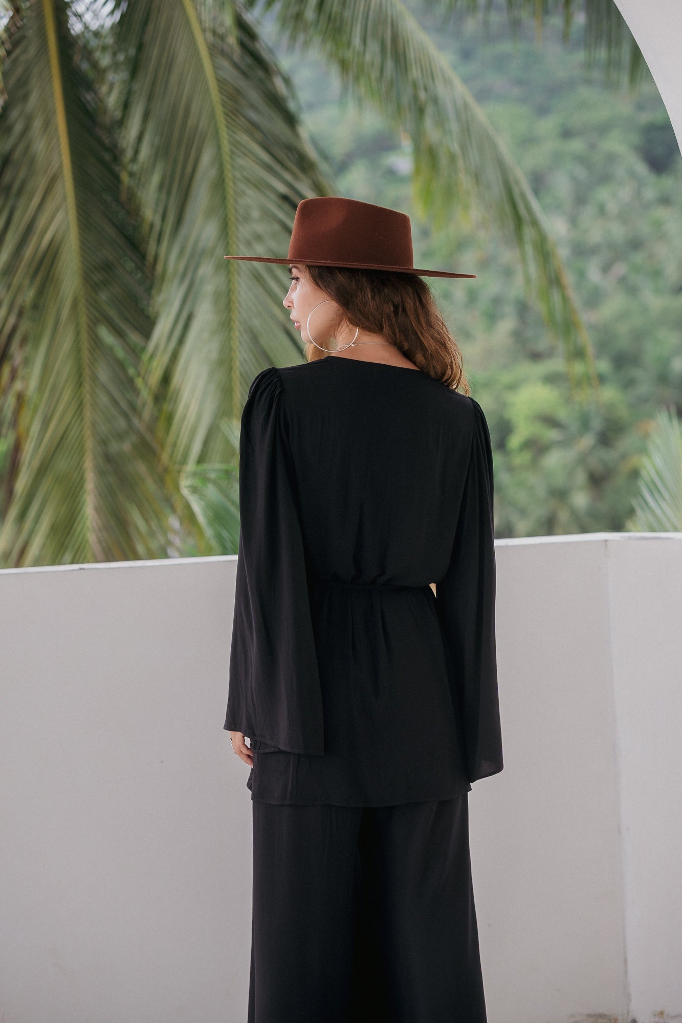 Aya Belted Kimono Top – Noir