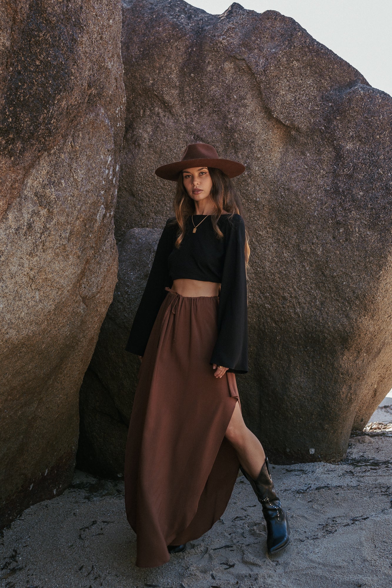Women brown maxi skirt with slits