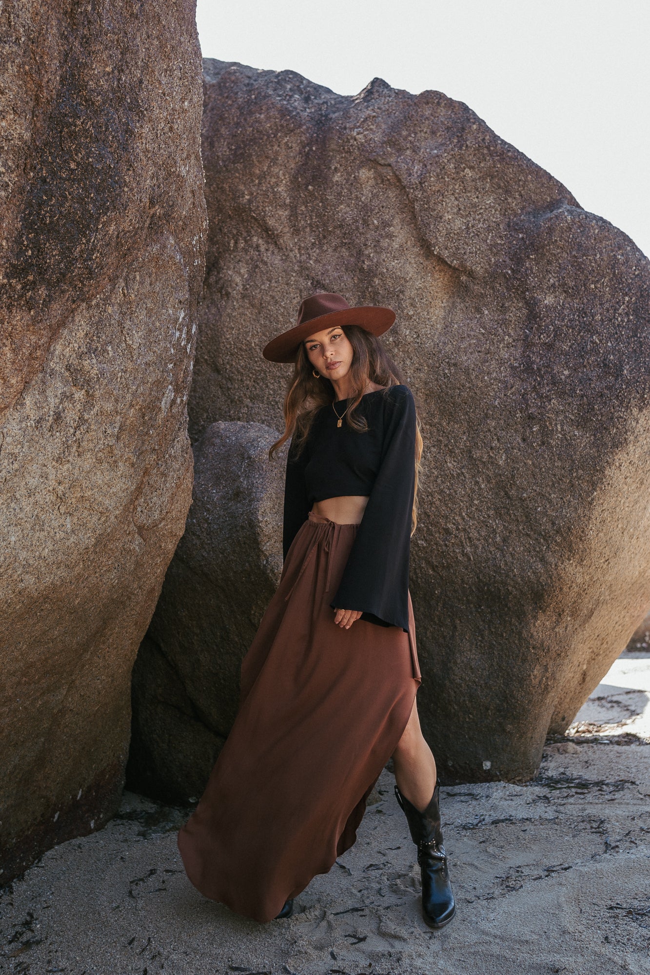 Women brown maxi skirt with slits
