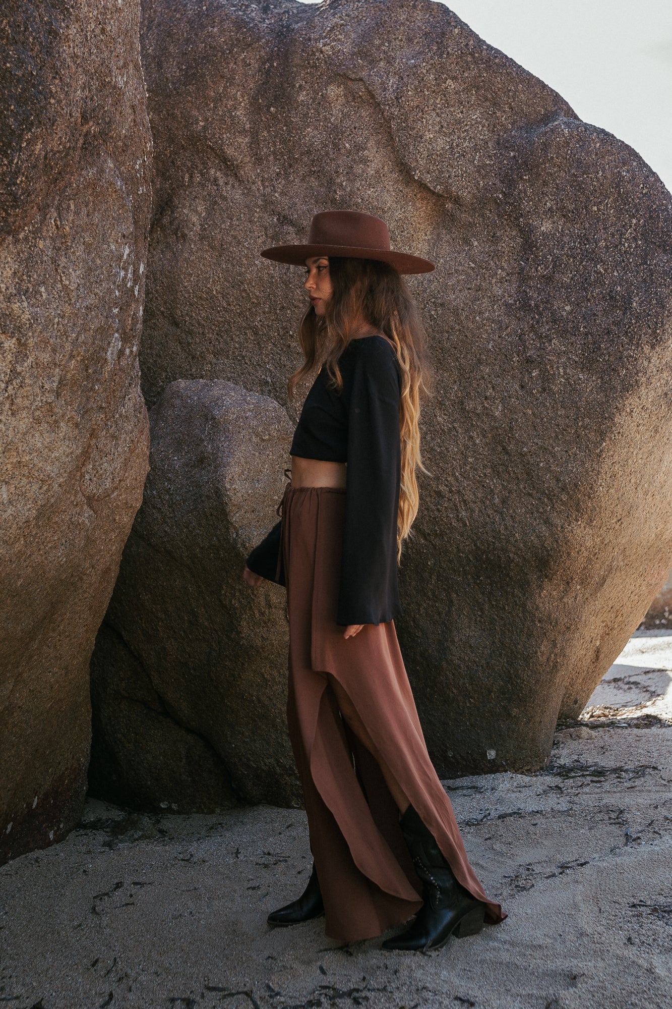 Women brown maxi skirt with slits