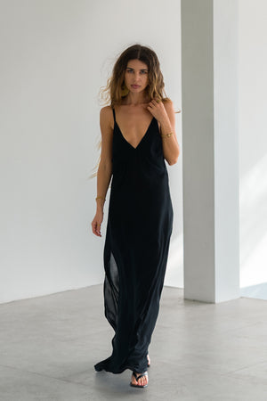 Black Maxi Viscose Dress – Open Back & Side Slit
