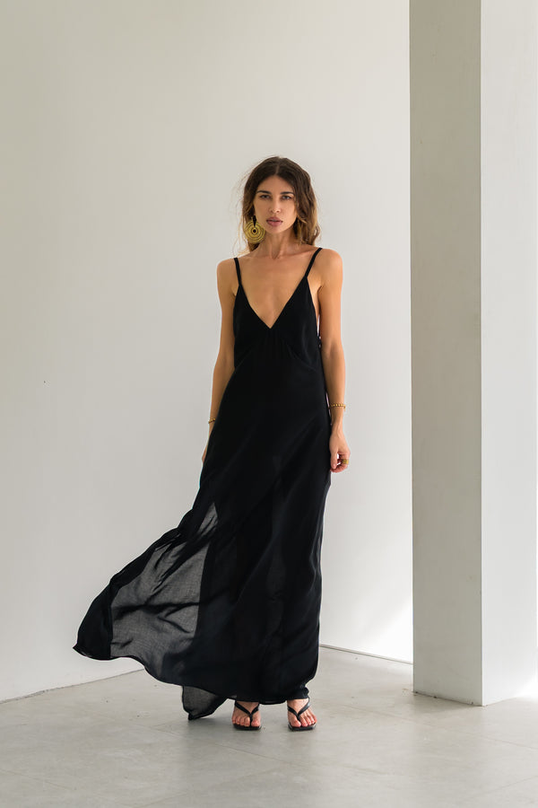 Black Maxi Viscose Dress – Open Back & Side Slit