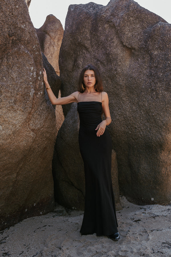 Ameli black maxi dress