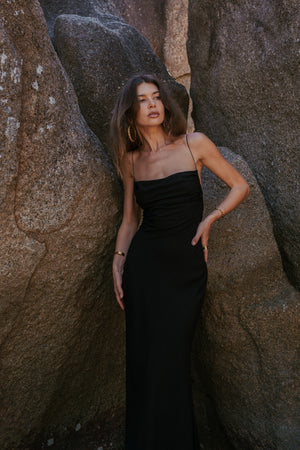 Ameli black maxi dress