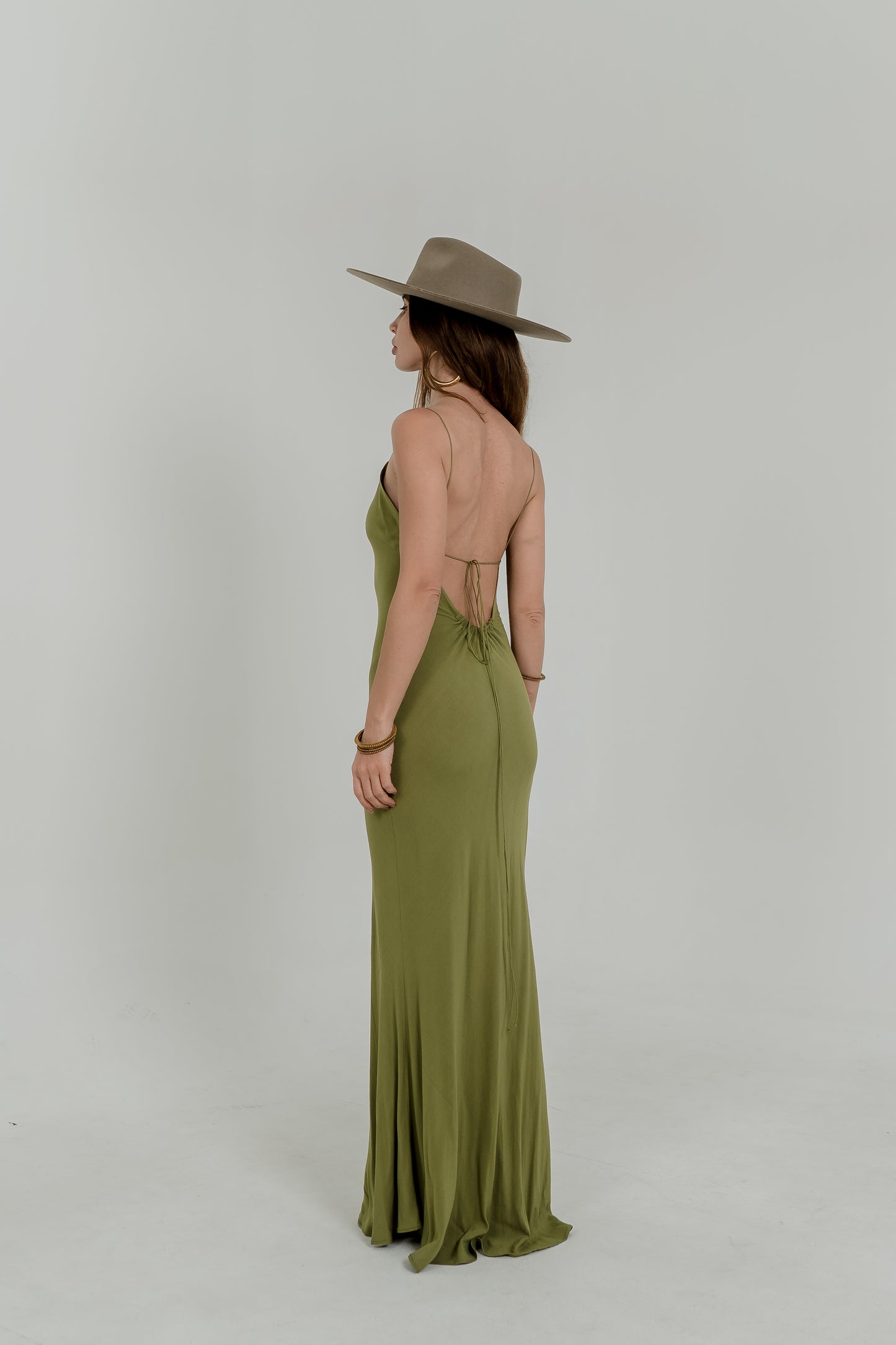 Olive Raya Maxi Dress – Open Back with Ring Detail