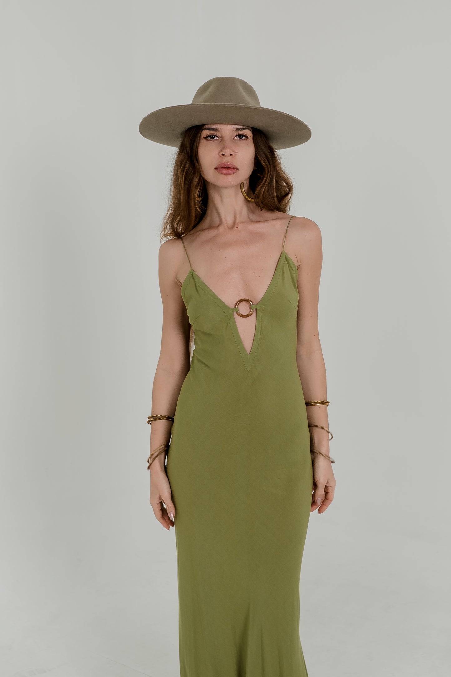 Olive Raya Maxi Dress – Open Back with Ring Detail