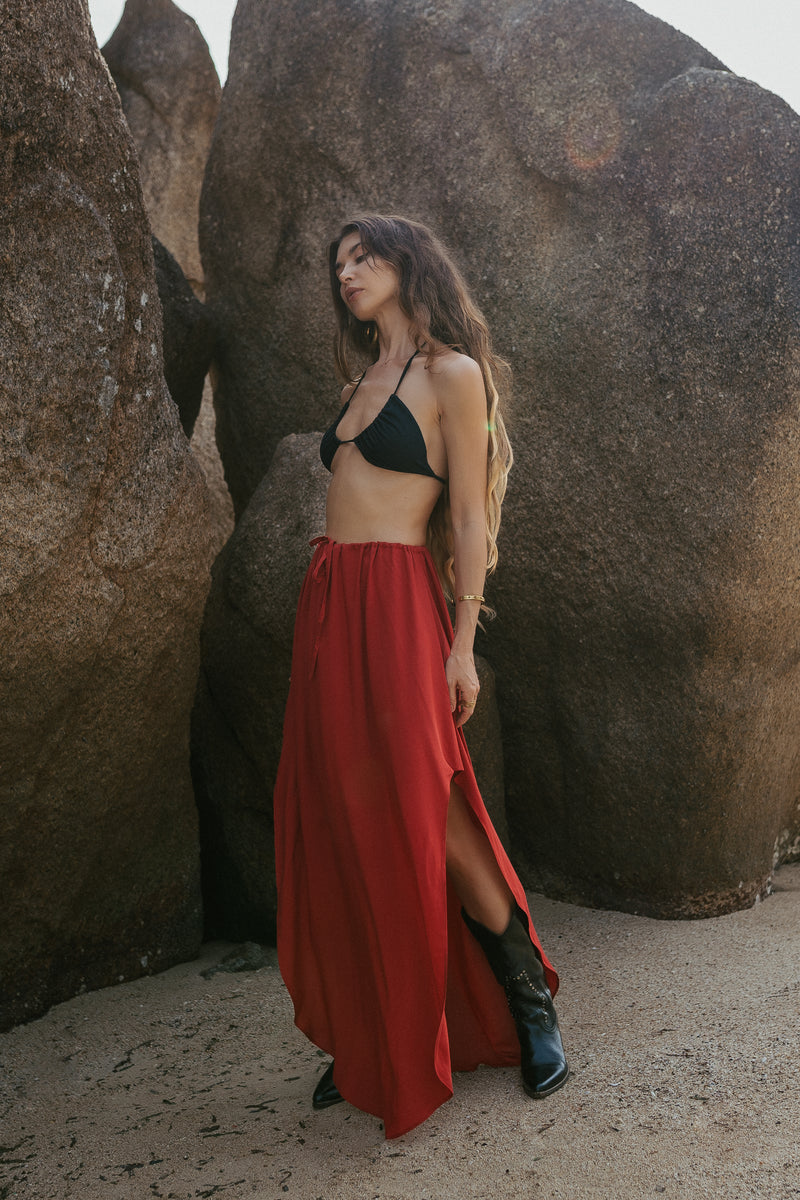 Women maxi red skirt with slits