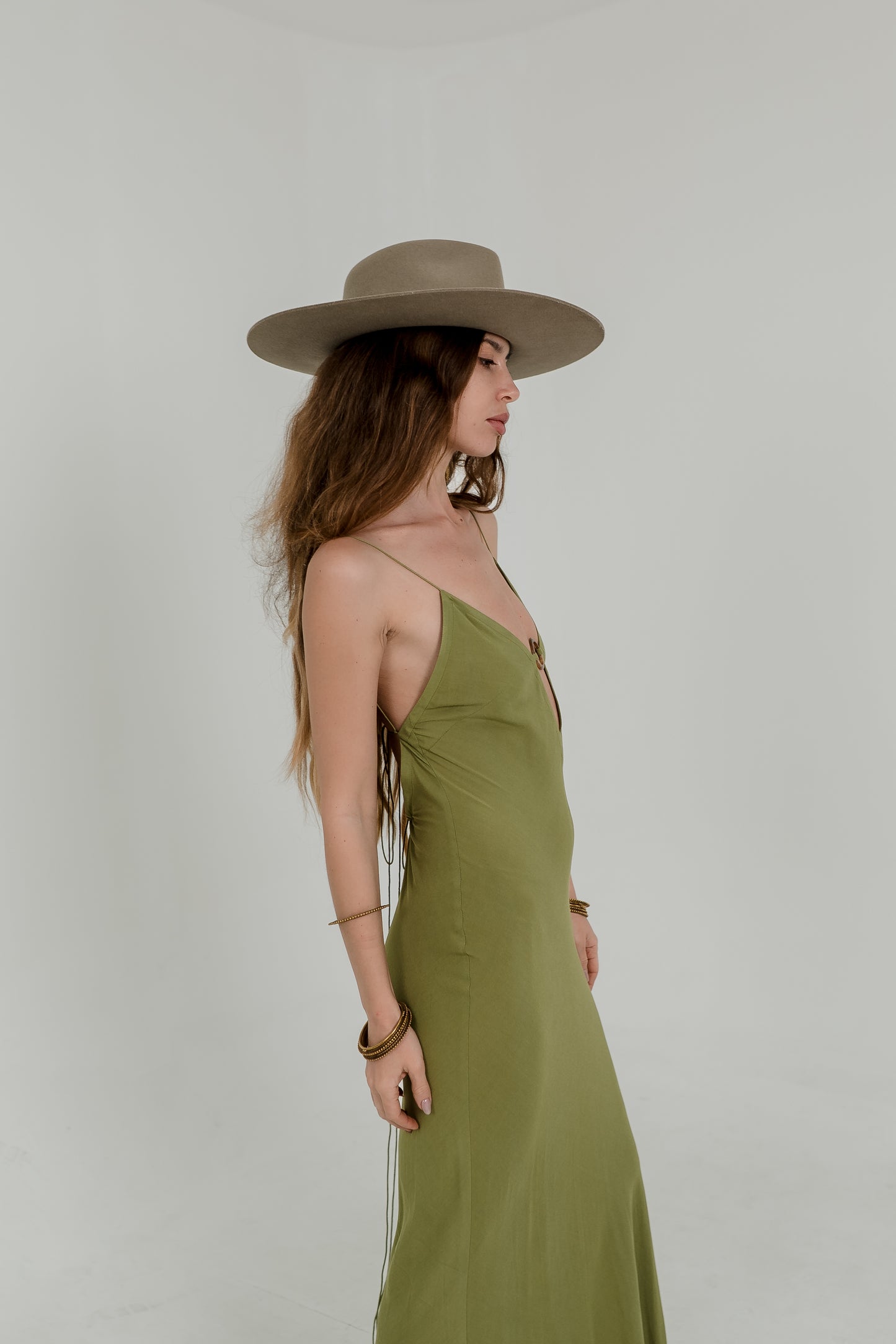 Olive Raya Maxi Dress – Open Back with Ring Detail