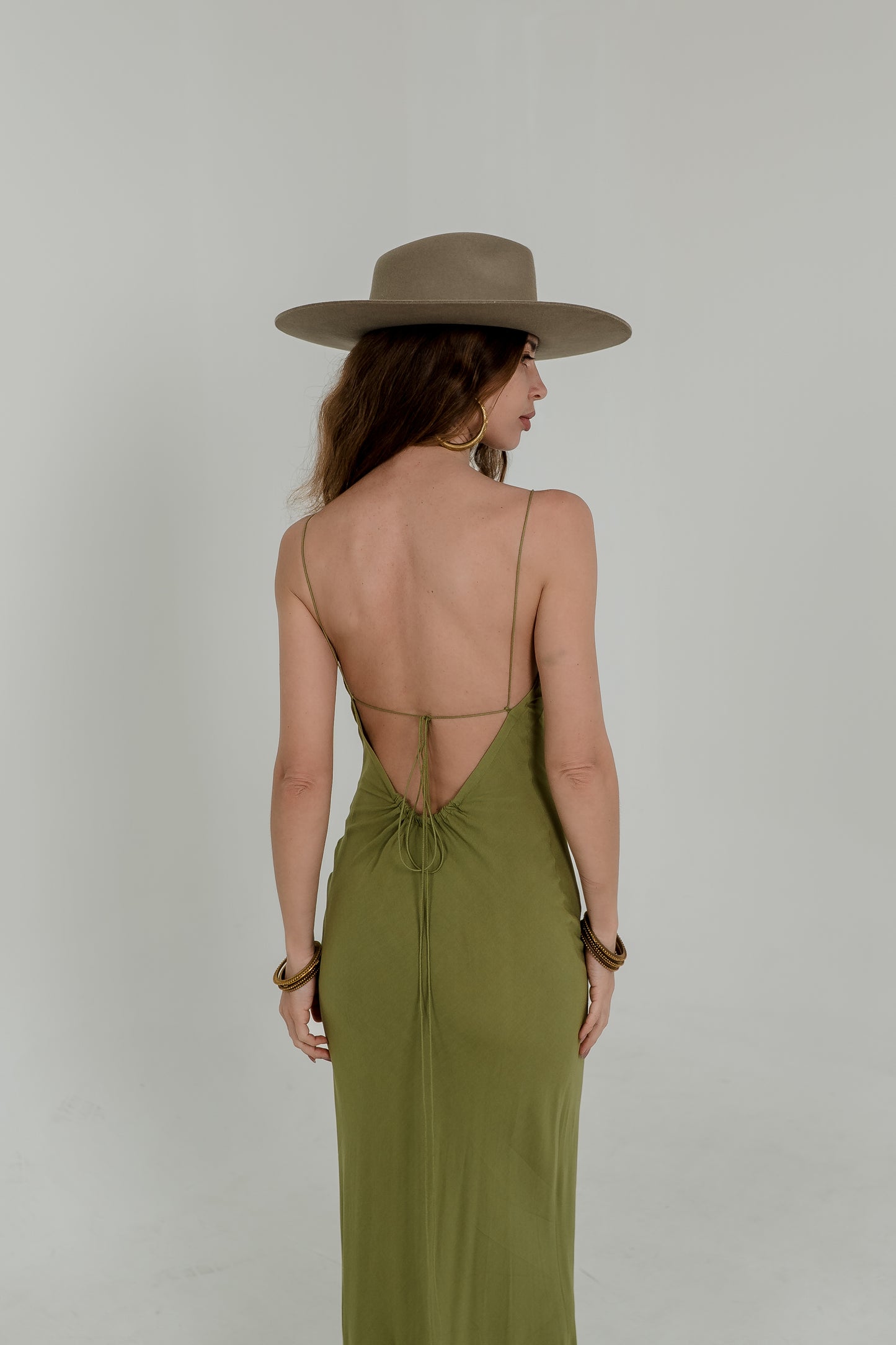 Olive Raya Maxi Dress – Open Back with Ring Detail