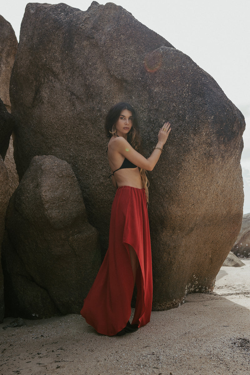 Women maxi red skirt with slits