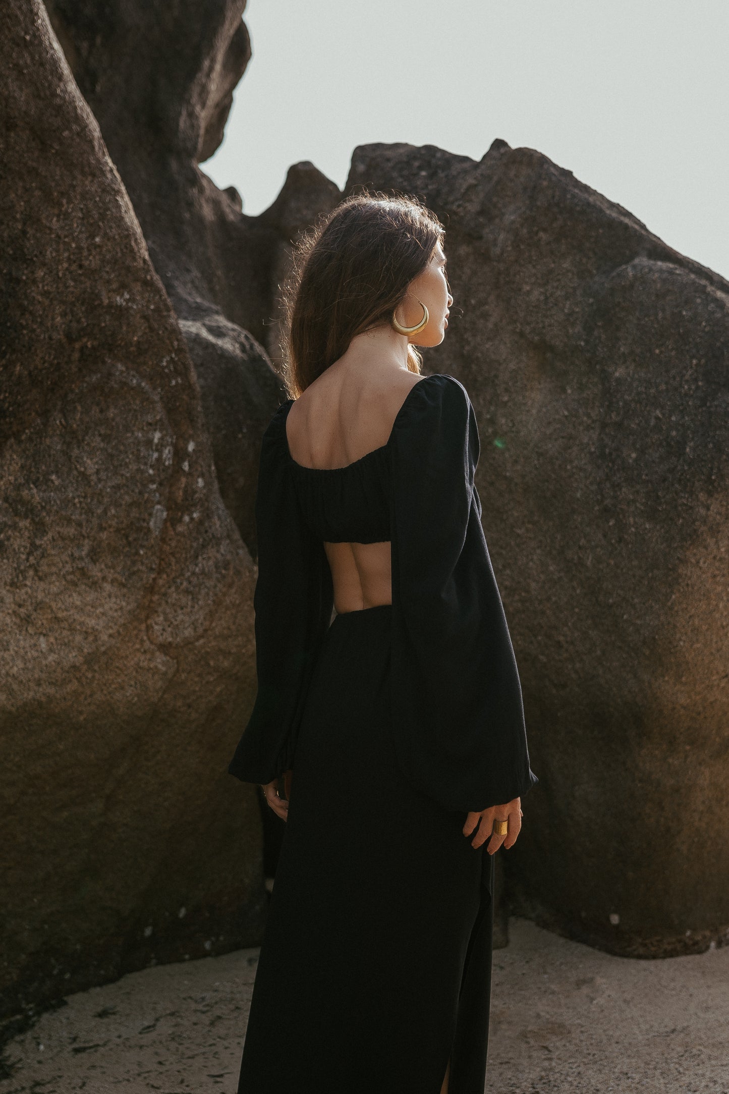 Women maxi black skirt with slits