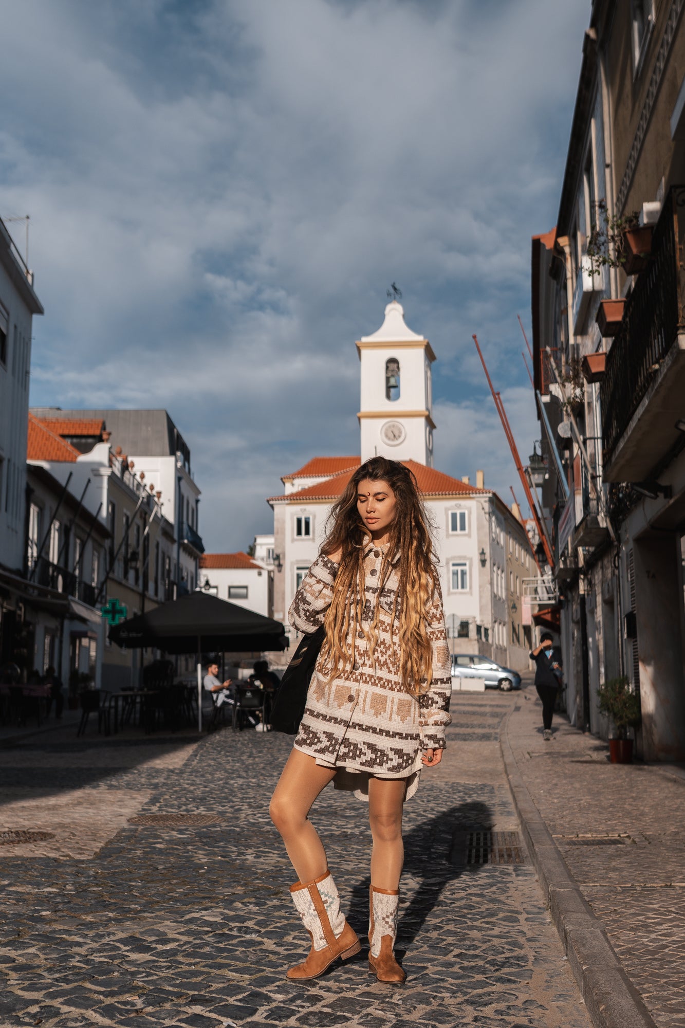 Unisex brown woollen coat with ethnic print