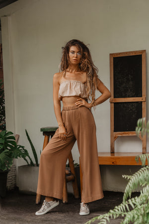 Women beige trousers/pants