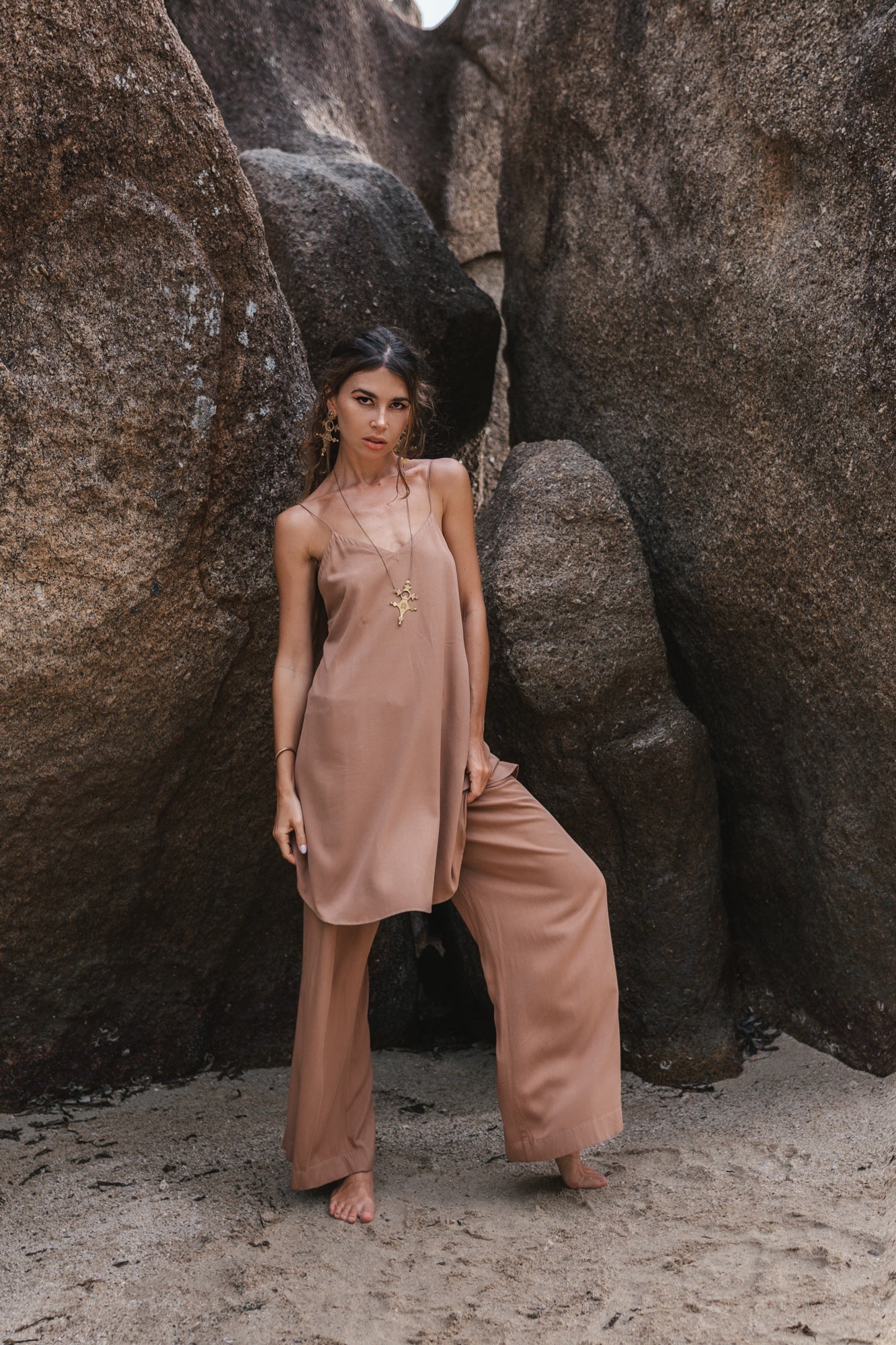 Women beige trousers/pants