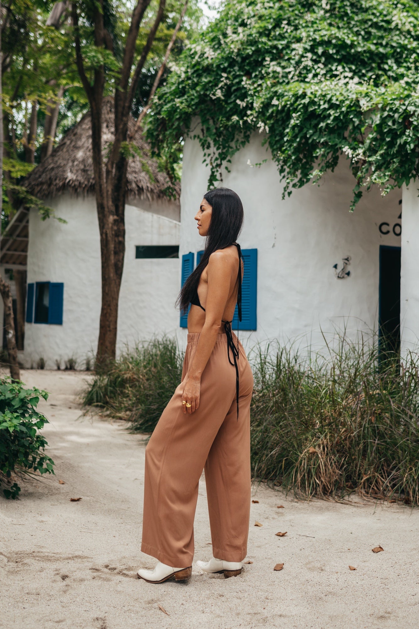 Women beige trousers/pants