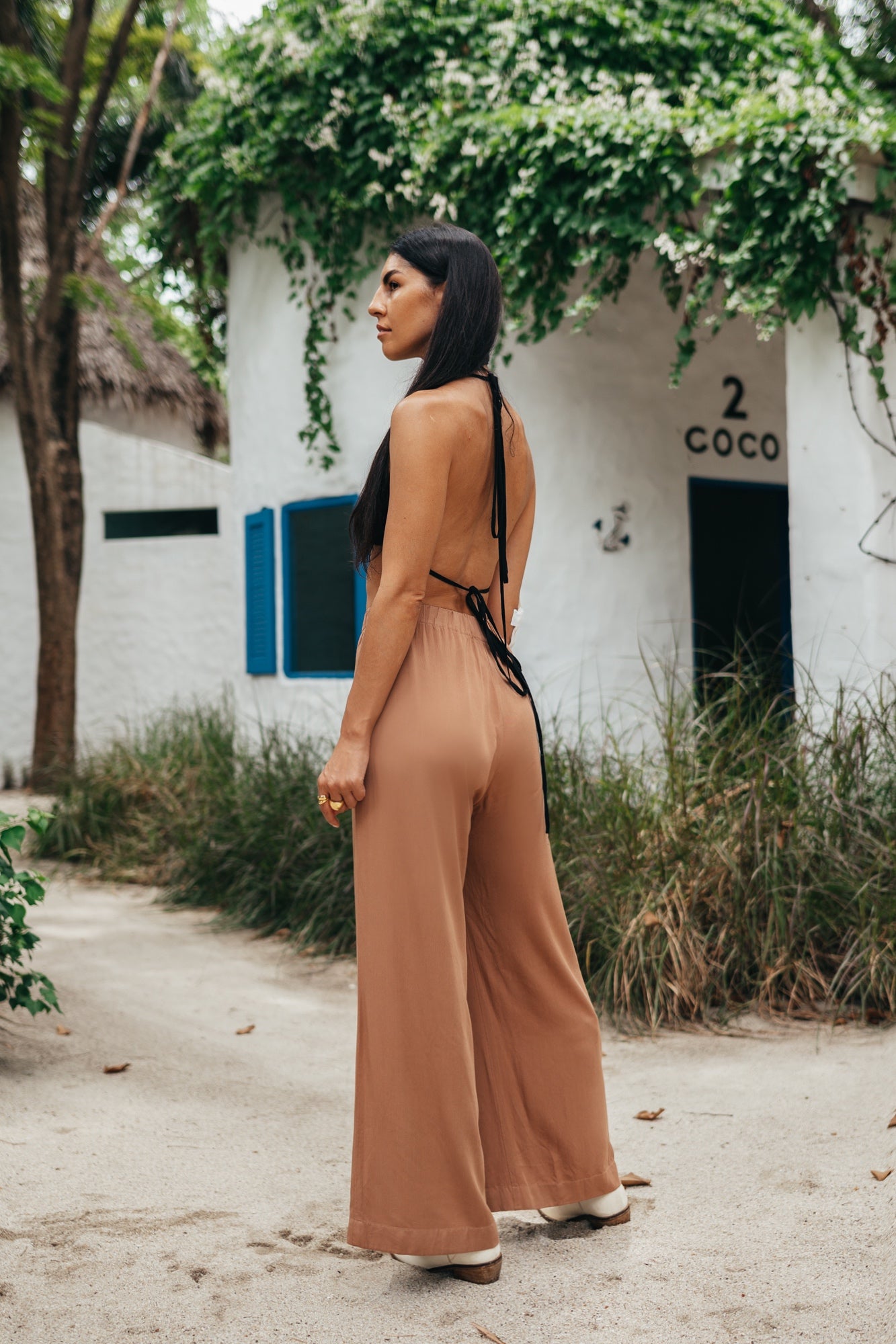 Women beige trousers/pants